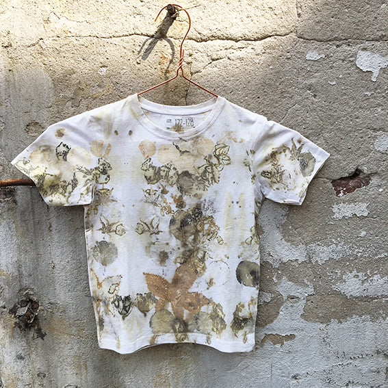 AARDE, eco-print Kids t- shirt re-style