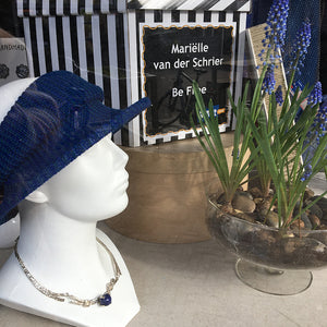 Blauw, Pet