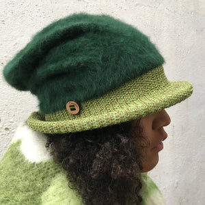 Groene angora hoed met gebreide rand, The Coloured Motion